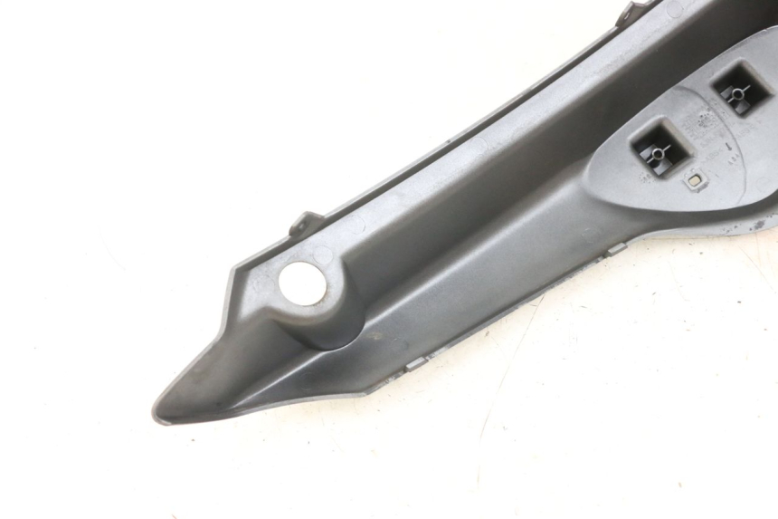 photo de FLANCO TRASERO IZQUIERDO MBK STUNT NAKED 50 (2004 - 2018) - Otra perspectiva