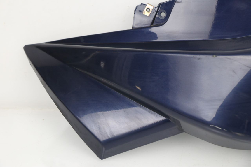 photo de CARENADO TRASERO IZQUIERDA PEUGEOT SUM UP 125 (2008 - 2013) - Características distintivas