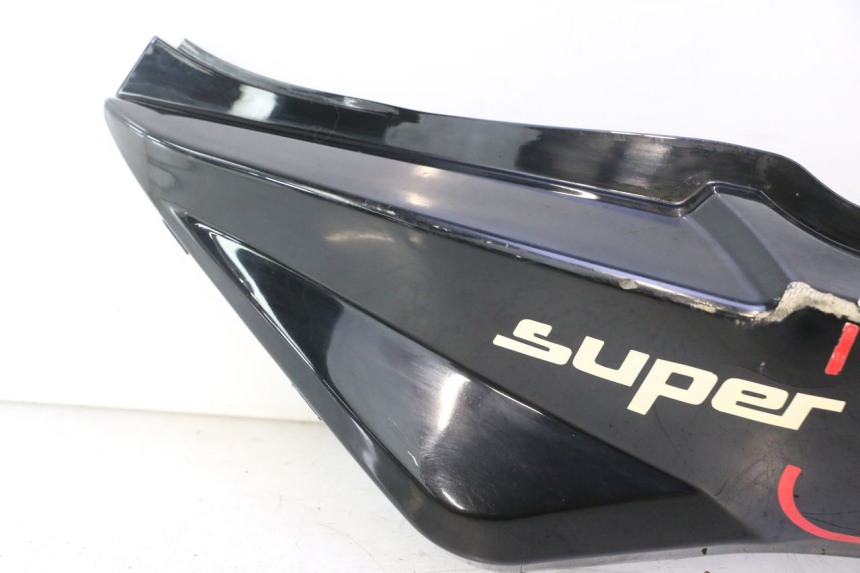 photo de CARENADO TRASERO IZQUIERDA KYMCO SUPER 8 2T 50 (2007 - 2013) - Detalle de la pieza