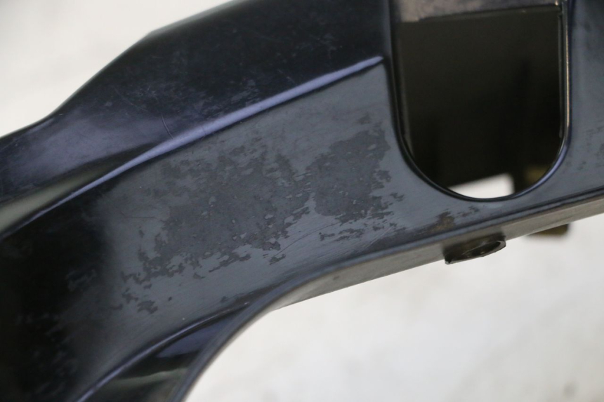 photo de CARENADO TRASERO IZQUIERDA KYMCO SUPER 8 2T 50 (2007 - 2013) - Zoom calidad de ocasión