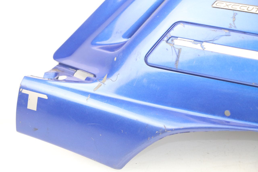 photo de CARENADO TRASERO IZQUIERDA PEUGEOT SV 50 (1992 - 2004) - Enfoque en la estructura