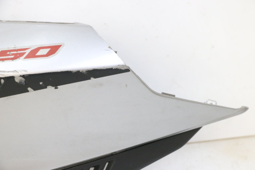 photo de FLANCO TRASERO IZQUIERDO APRILIA SXR 50 (2021 - 2023) - Zoom sobre los componentes
