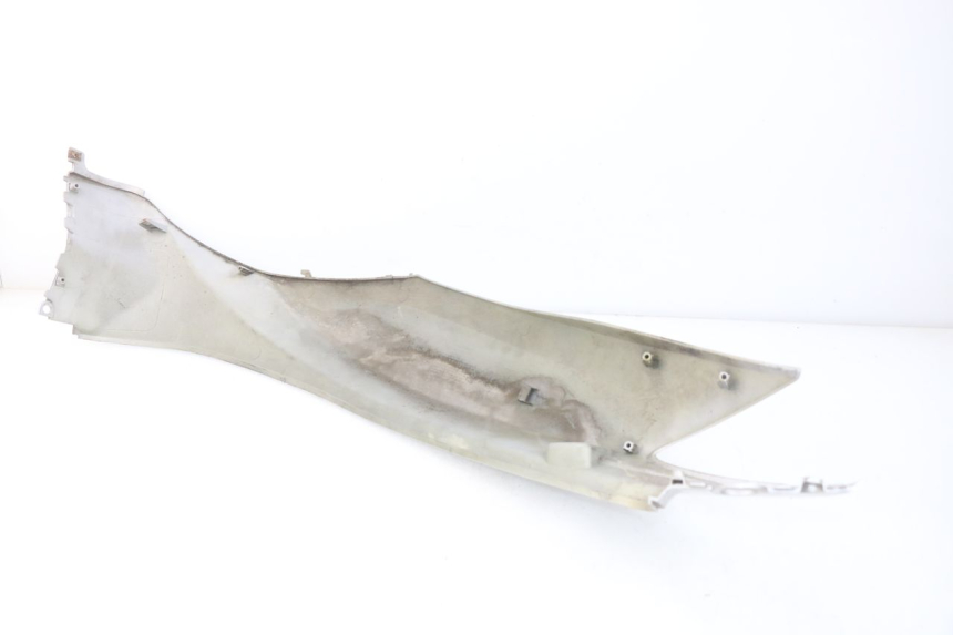 photo de CARENADO TRASERO IZQUIERDA SYM SYMPHONY 50 (2009 - 2015) - Otra perspectiva