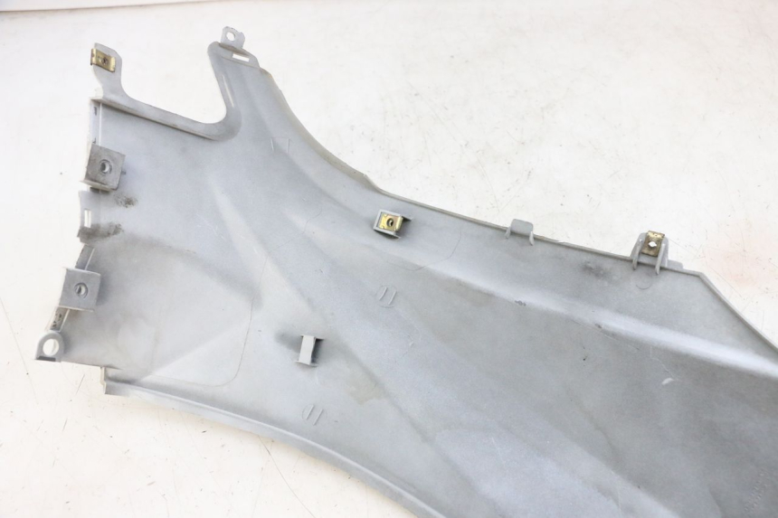 photo de CARENADO TRASERO IZQUIERDA PEUGEOT TWEET PRO EFI 4T 50 (2021 - 2022) - Vista general del producto