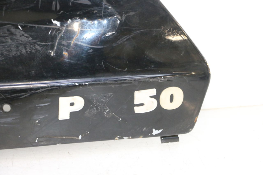 photo de CARENADO TRASERO IZQUIERDA PIAGGIO VESPA PK FL 2T 50 (1990 - 1996) - Características distintivas