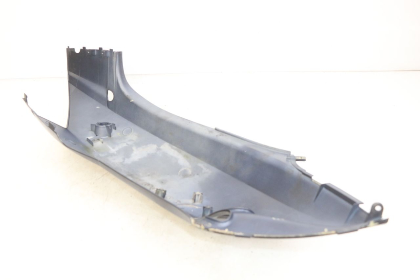 photo de FLANCO TRASERO IZQUIERDO KYMCO VITALITY 2T 50 (2004 - 2010) - Primer plano técnico