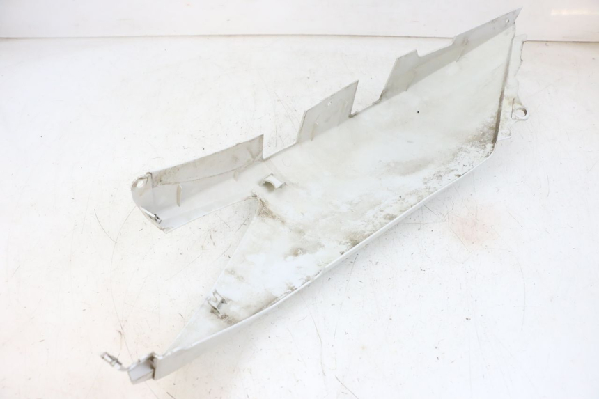 photo de FLANCO TRASERO IZQUIERDO YAMAHA X-MAX XMAX 125 (2010 - 2013) - Zoom estado de uso