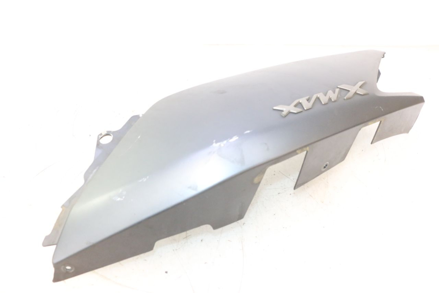 photo de FLANCO TRASERO IZQUIERDO YAMAHA X-MAX XMAX 125 (2010 - 2013) - Otra perspectiva
