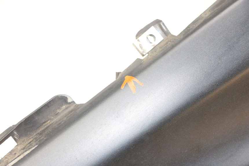 photo de FLANCO TRASERO IZQUIERDO PIAGGIO X10 125 (2012 - 2017) - Estado de la superficie y material