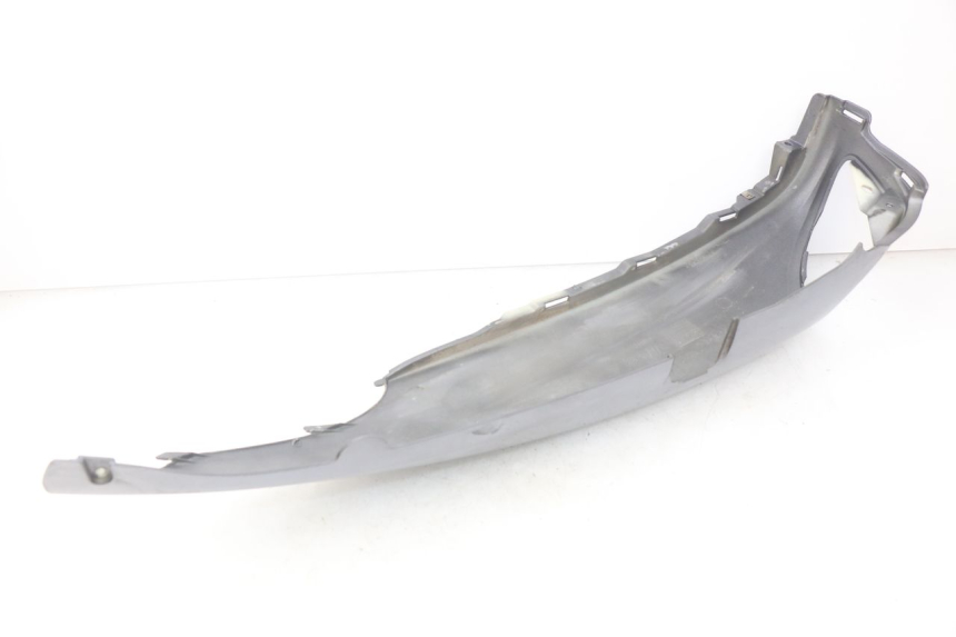 photo de FLANCO TRASERO IZQUIERDO PIAGGIO X9 EVOLUTION 125 (2003 - 2007) - Detalle de la pieza