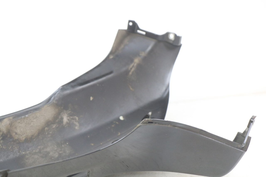 photo de FLANCO TRASERO IZQUIERDO PIAGGIO XEVO - X EVO 125 (2007 - 2017) - Otra perspectiva