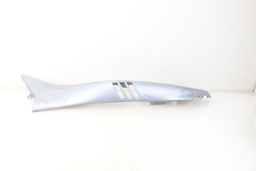 photo de CARENADO TRASERO IZQUIERDA YAMAHA XJN XJ N DIVERSION 600 (1994 - 1997) - Otra perspectiva