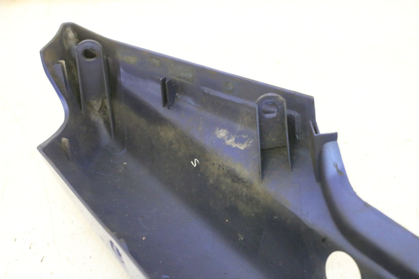 photo de CARENADO TRASERO IZQUIERDA YAMAHA FZS FAZER 600 (2001 - 2003) - Detalle de la pieza