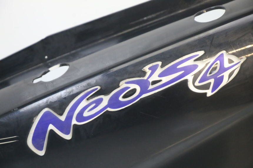 photo de CARENADO TRASERO IZQUIERDA YAMAHA NEOS NEO'S 4T 50 (2008 - 2016) - Detalle de la pieza