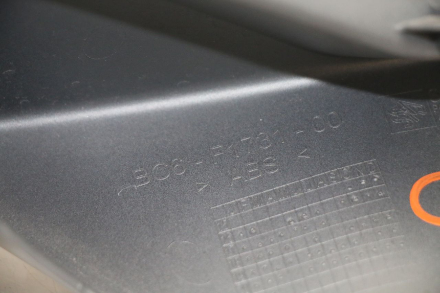 photo de CARENADO TRASERO IZQUIERDA YAMAHA TRACER 7 700 (2020 - 2024) - Detalles de los puntos de fijación