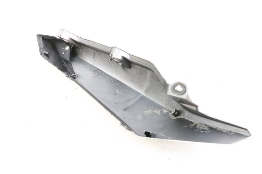 photo de CARENADO TRASERO IZQUIERDA YAMAHA XJ6 600 (2008 - 2016) - Estado de la superficie y material