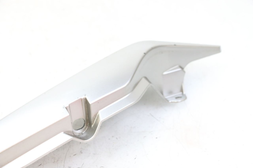 photo de CARENADO TRASERO IZQUIERDA YAMAHA XJ6 600 (2008 - 2016) - Recambio usado revisado