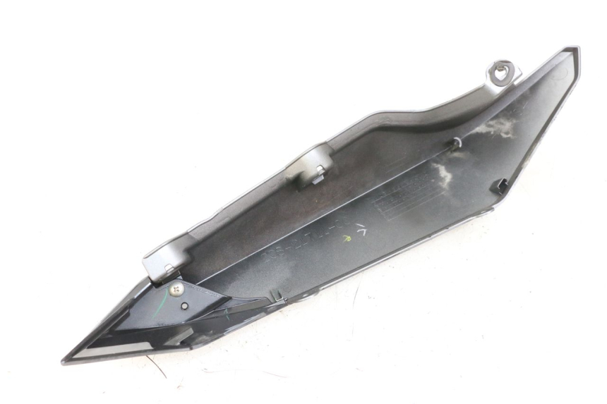 photo de CARENADO TRASERO IZQUIERDA YAMAHA XJ6 ABS 600 (2008 - 2016) - Zoom estado de uso