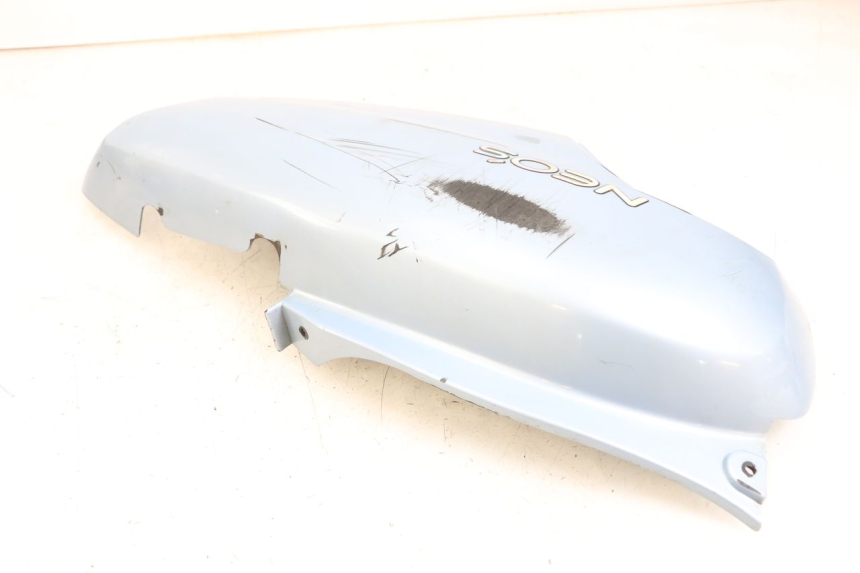 photo de CARENADO TRASERO IZQUIERDA YAMAHA YN NEO'S 50 (1997 - 2004) - Estado de la superficie y material