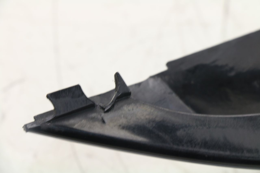 photo de CARENADO TRASERO IZQUIERDA YAMAHA YP MAJESTY ABS 400 (2007 - 2009) - Detalle de la pieza