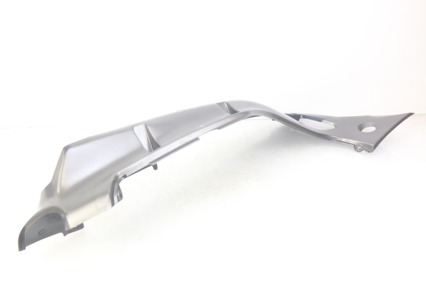 photo de FLANCO TRASERO IZQUIERDO KAWASAKI ZZR 600 (1995 - 2004) - Detalles de los puntos de fijación