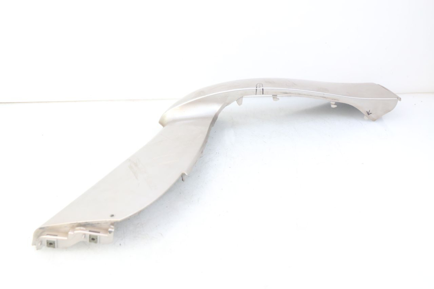 photo de FLANCO LATERAL DELANTERO DERECHO ECCITY ARTELEC 670 1 (2013 - 2017) - Marcados y referencias originales