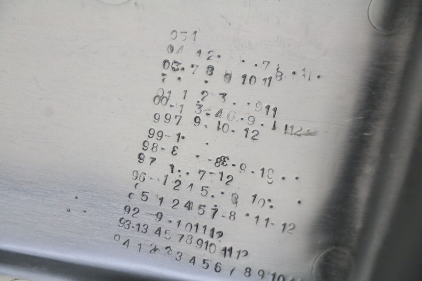 photo de CARENADO DELANTERO DERECHO YAMAHA BLASTER 200 (2003 - 2007) - Detalle de la pieza