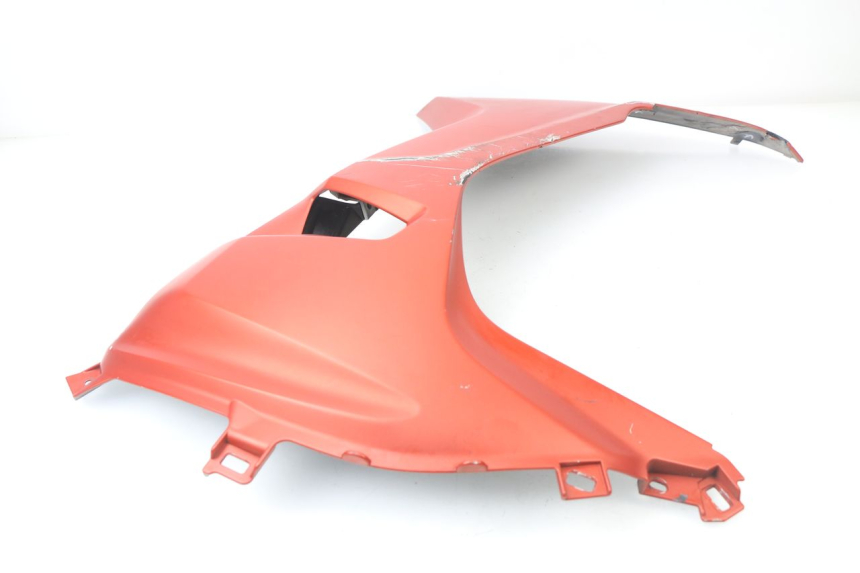 photo de CARENADO DELANTERO DERECHO BMW C SPORT 650 (2015 - 2021) - Detalles de los puntos de fijación