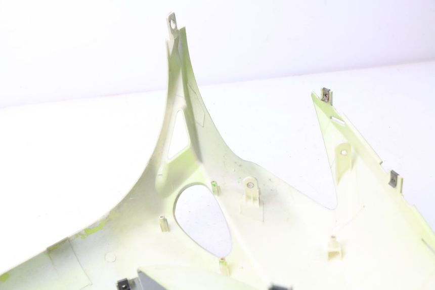 photo de CARENADO DELANTERO DERECHO ERIDER CARGO 1 (2009 - 2018) - Zoom estado de uso