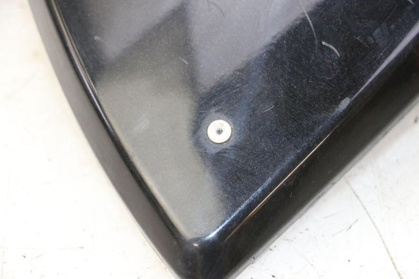 photo de FLANCO LATERAL DELANTERO DERECHO PEUGEOT CITYSTAR 50 (2013 - 2017) - Detalles de los puntos de fijación