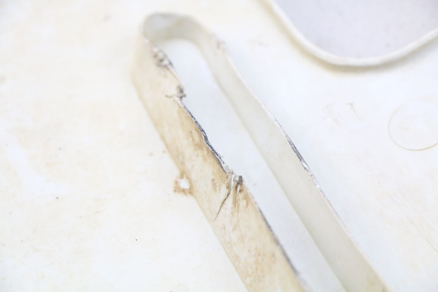 photo de CARENADO DELANTERO DERECHO HONDA CR 125 (1989 - 1991) - Detalle de la pieza