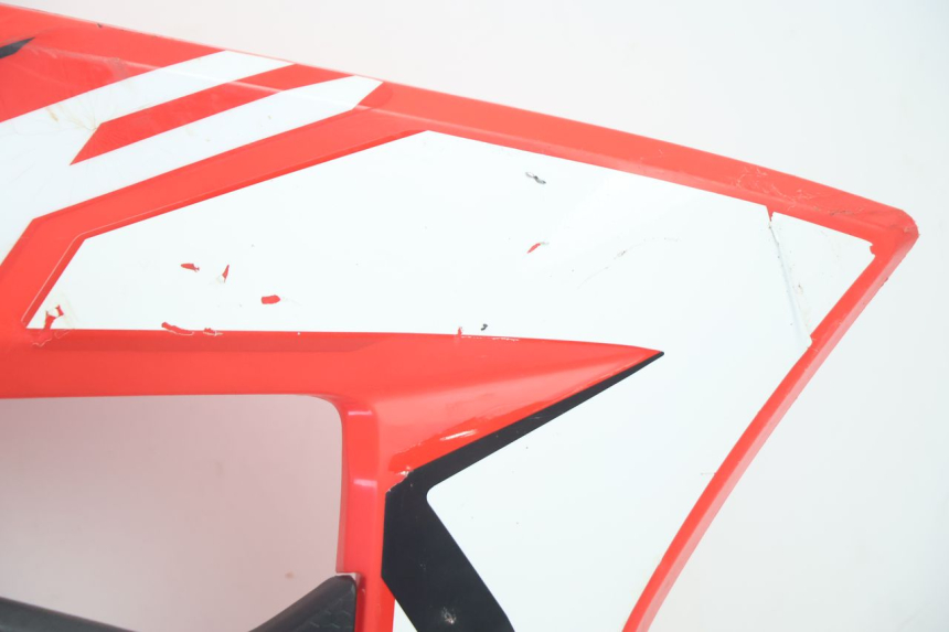 photo de CARENADO DELANTERO DERECHO HONDA CRF CR-F 125 (2020 - 2021) - Primer plano técnico
