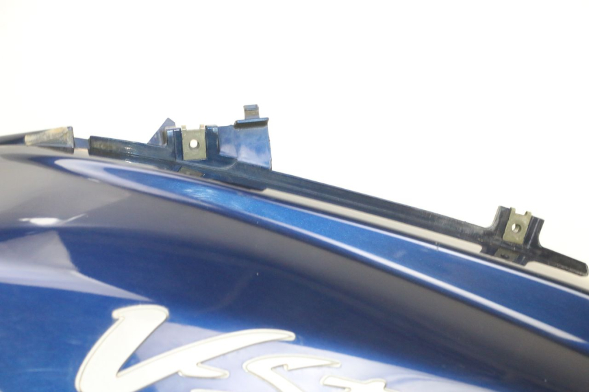 photo de CARENADO DELANTERO DERECHO SUZUKI DL V STROM 1000 (2002 - 2007) - Características distintivas