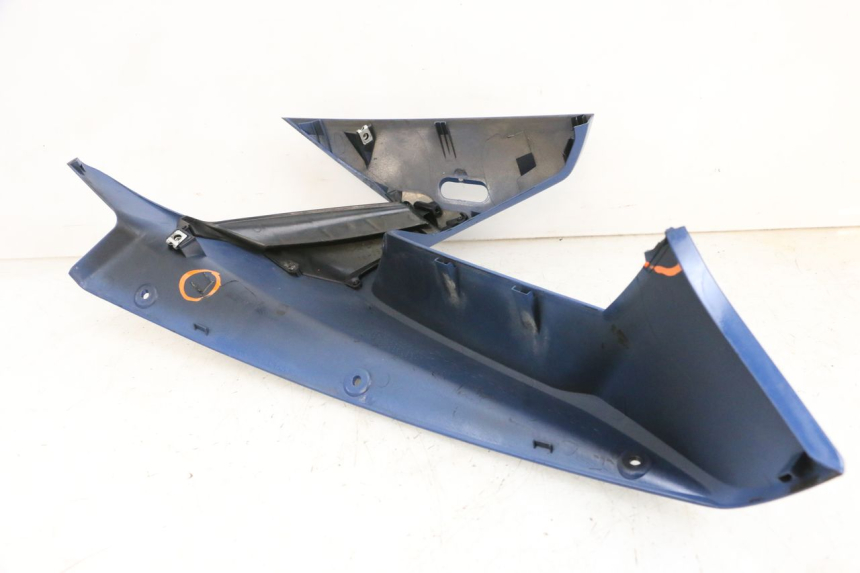 photo de CARENADO DELANTERO DERECHO YAMAHA FJR ABS 1300 (2006 - 2012) - Primer plano técnico