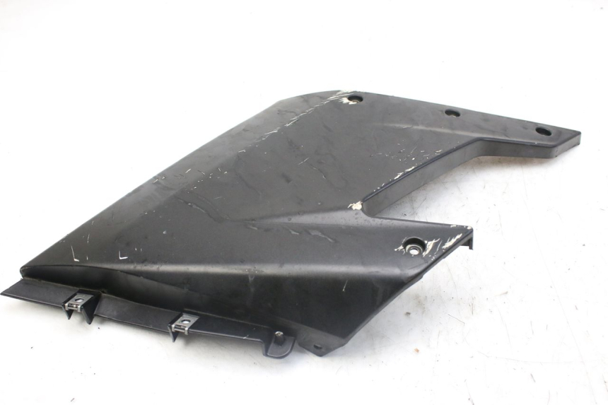 photo de FLANCO LATERAL DELANTERO DERECHO DERBI GPR 50 (2004 - 2009) - Recambio usado revisado