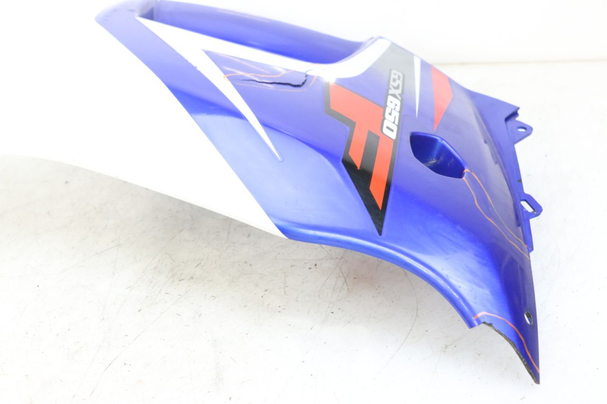 photo de CARENADO DELANTERO DERECHO SUZUKI GSX F GSXF 650 (2007 - 2015) - Ángulo de visión alternativo