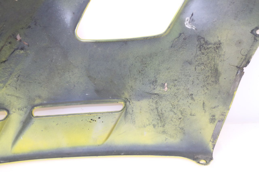 photo de CARENADO DELANTERO DERECHO SUZUKI GSXF GSX F 600 (1988 - 1997) - Detalles de los puntos de fijación