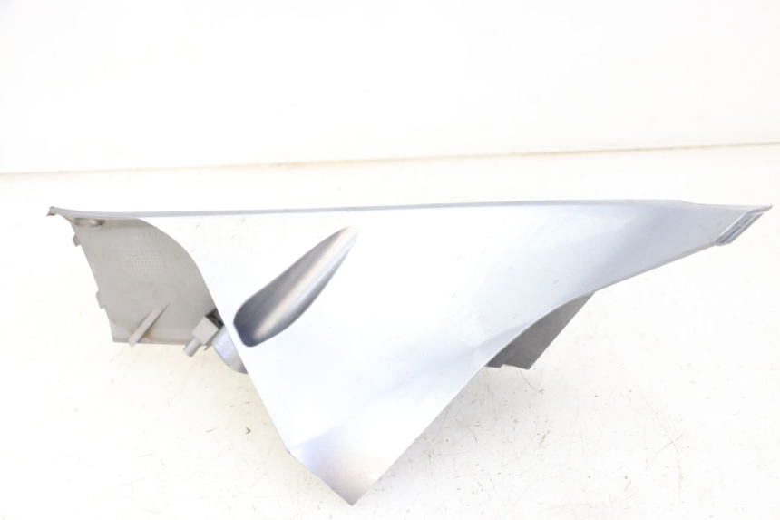 photo de CARENADO DELANTERO DERECHO SYM JOYMAX 125 (2010 - 2017) - Otra vista del artículo