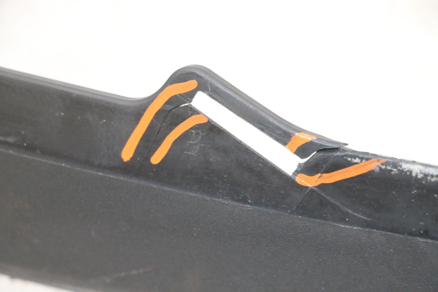 photo de CARENADO DELANTERO DERECHO PIAGGIO MP3 500 (2016 - 2018) - Otra perspectiva