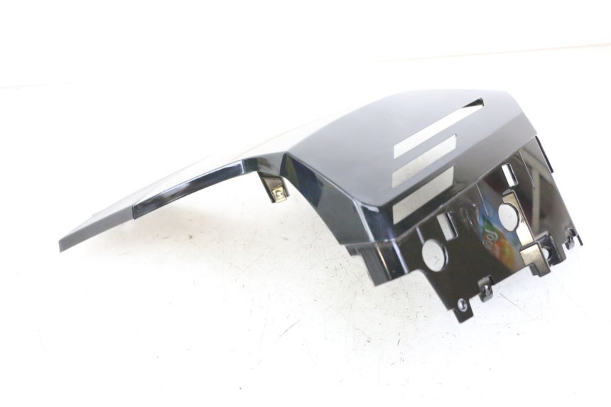 photo de CARENADO DELANTERO DERECHO PEUGEOT TWEET 4T 50 (2023 - 2025) - Estado de la superficie y material