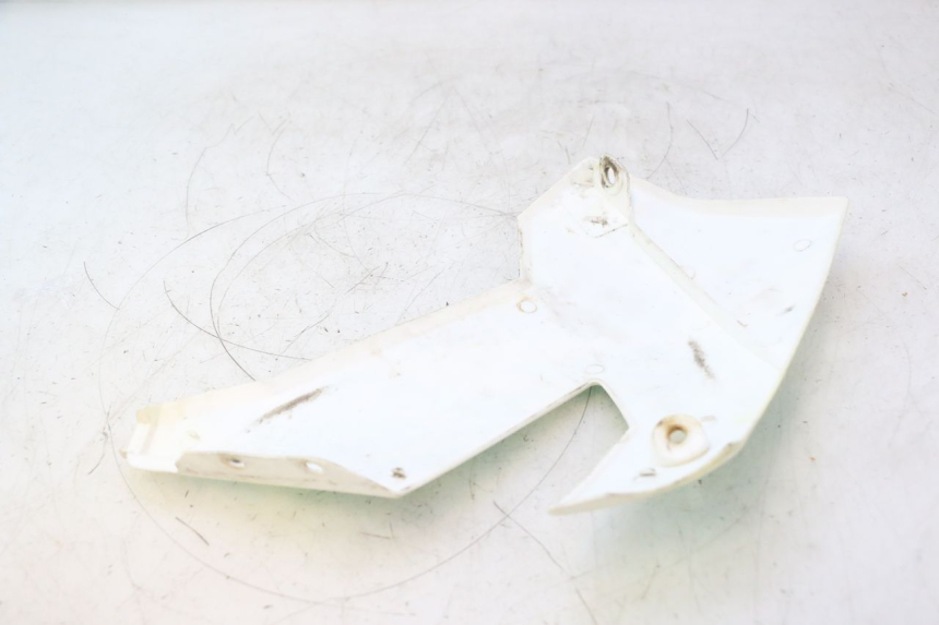 photo de CARENADO DELANTERO DERECHO APOLLO RFZ 140 - Detalle de la pieza