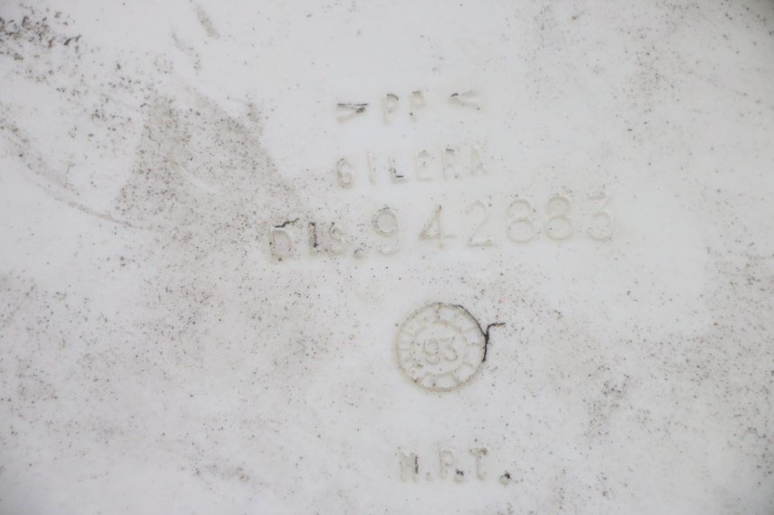 photo de FLANCO LATERAL DELANTERO DERECHO GILERA RK 50 (1996 - 1999) - Otra perspectiva