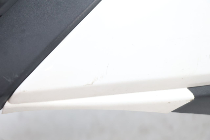 photo de CARENADO DELANTERO DERECHO YAMASAKI ROADSTER 50 (2013 - 2018) - Zoom estado de uso