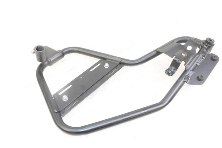 photo de CARENADO DELANTERO DERECHO ROYAL ENFIELD HYMALAYAN 410 (2016 - 2023) - Detalle de la pieza