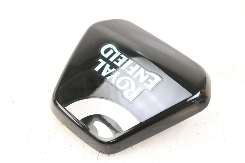 photo de CARENADO DELANTERO DERECHO ROYAL ENFIELD SCRAM 411 (2022 - 2024) - Detalles de los puntos de fijación