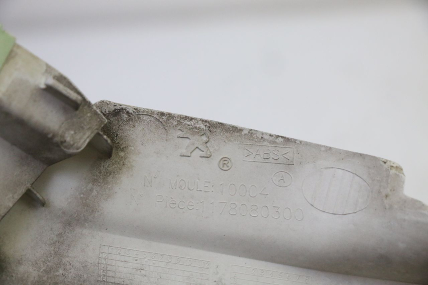 photo de CARENADO DELANTERO DERECHO PEUGEOT SATELIS 125 (2010 - 2012) - Recambio usado revisado