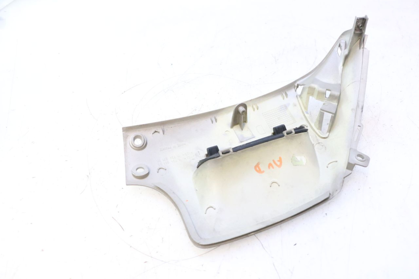 photo de FLANCO LATERAL DELANTERO DERECHO PEUGEOT SPEEDFIGHT LC 50 (1996 - 2002) - Otra perspectiva