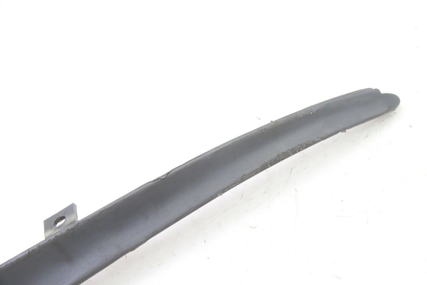 photo de CARENADO DELANTERO DERECHO PIAGGIO SUPER LX 125 (2000 - 2003) - Zoom estado de uso