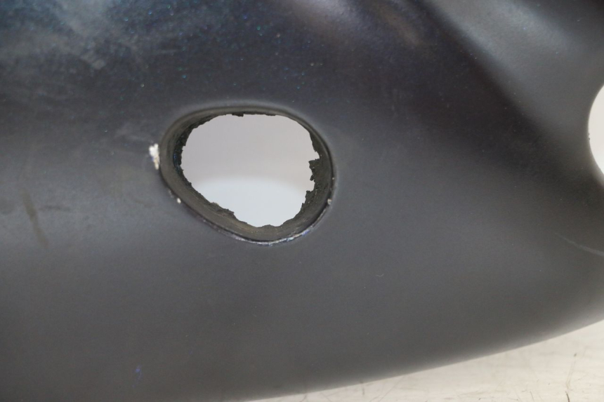 photo de CARENADO DELANTERO DERECHO SUZUKI SV S 650 (1999 - 2002) - Zoom sobre los componentes