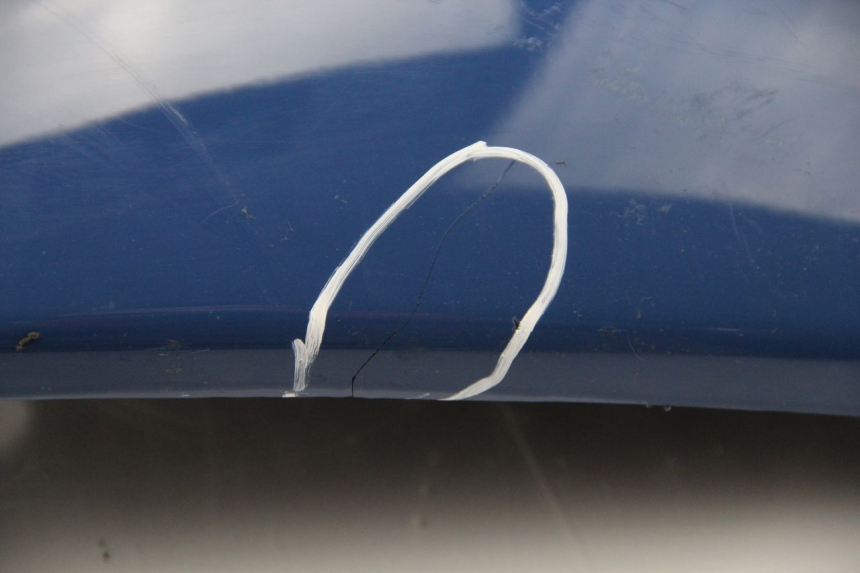 photo de CARENADO DELANTERO DERECHO YAMAHA TDM ABS 900 (2002 - 2014) - Primer plano técnico